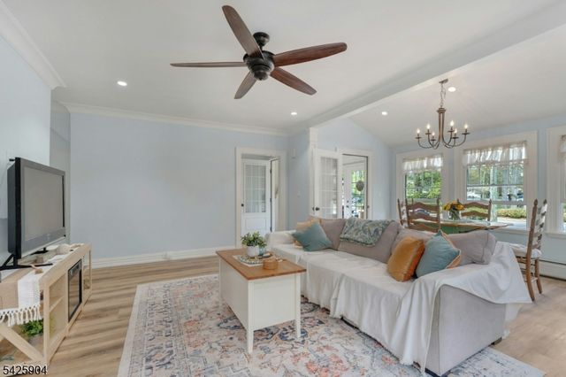 173 Myrtle Ave, Allendale Boro, NJ 07401