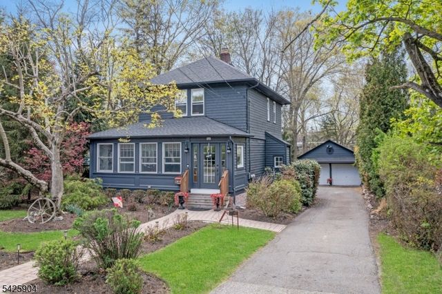 173 Myrtle Ave, Allendale Boro, NJ 07401