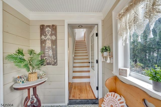 173 Myrtle Ave, Allendale Boro, NJ 07401