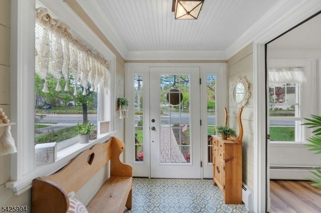 173 Myrtle Ave, Allendale Boro, NJ 07401