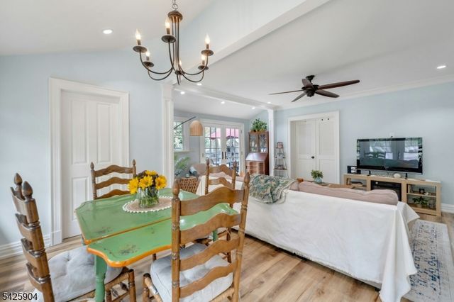 173 Myrtle Ave, Allendale Boro, NJ 07401