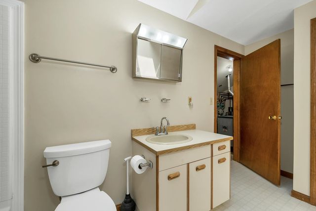 28 Tideview Drive, Dover, NH 03820