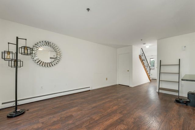 28 Tideview Drive, Dover, NH 03820