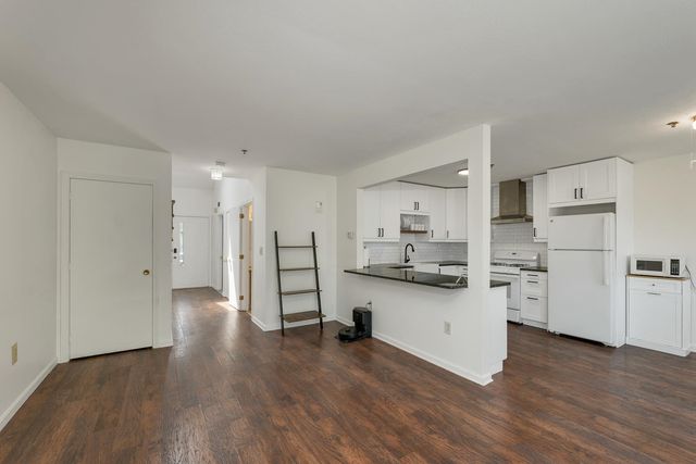 28 Tideview Drive, Dover, NH 03820