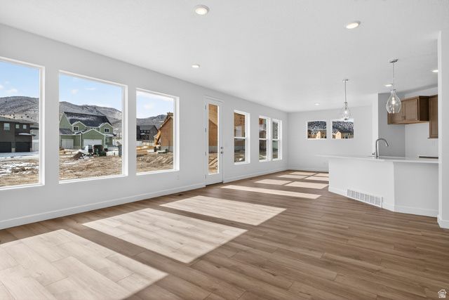 1177 W MAHOGANY ST, Saratoga Springs, UT 84045