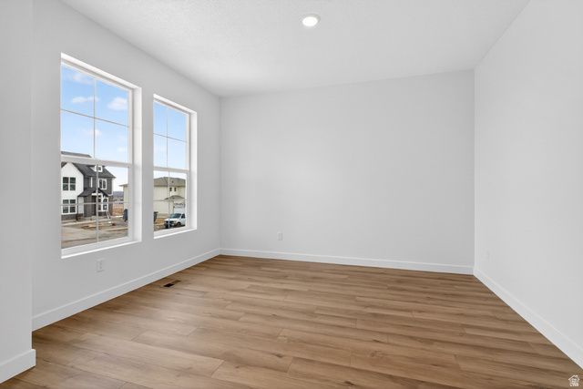 1177 W MAHOGANY ST, Saratoga Springs, UT 84045