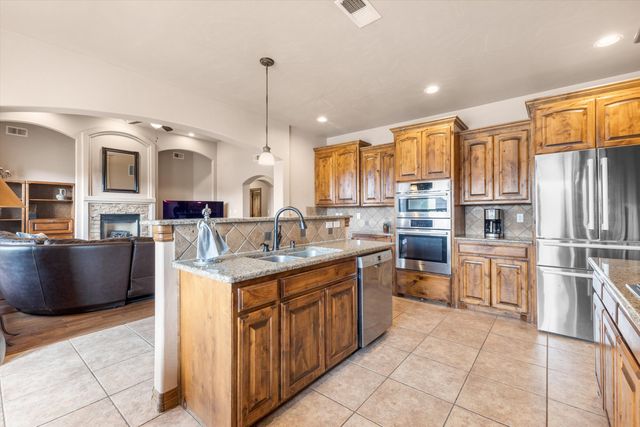 1801 Vista De Colinas Drive SE, Rio Rancho, NM 87124