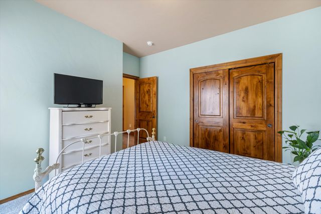 1801 Vista De Colinas Drive SE, Rio Rancho, NM 87124