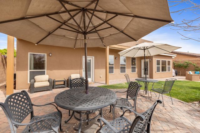 1801 Vista De Colinas Drive SE, Rio Rancho, NM 87124