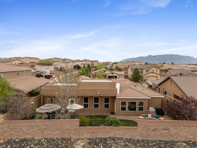1801 Vista De Colinas Drive SE, Rio Rancho, NM 87124