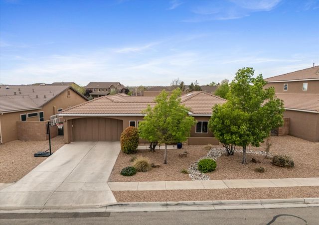 1801 Vista De Colinas Drive SE, Rio Rancho, NM 87124