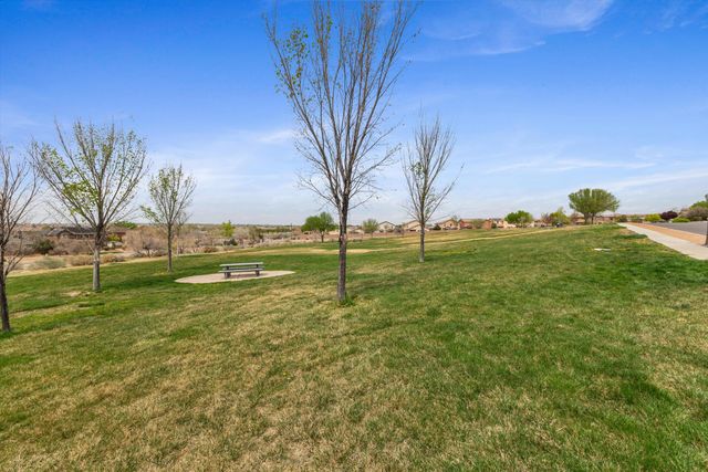 1801 Vista De Colinas Drive SE, Rio Rancho, NM 87124