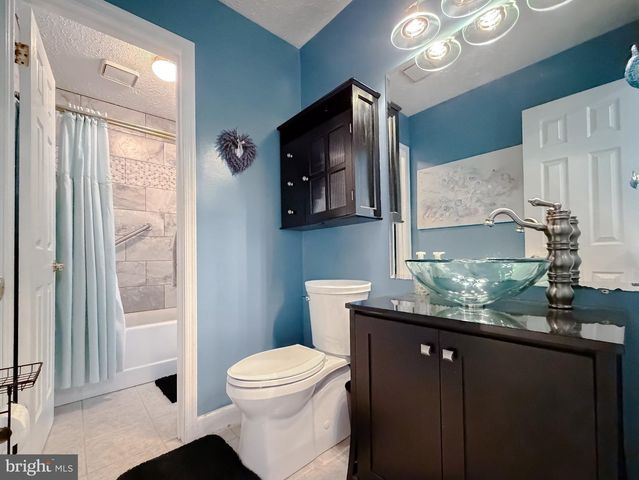 2299 VINE HILL CT, Waldorf, MD 20602