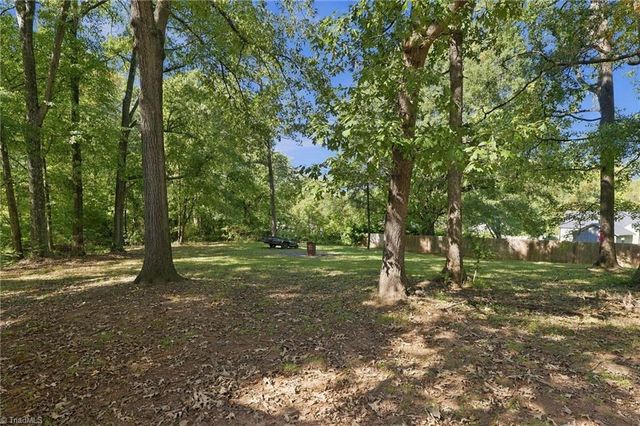 1801 Way Street, Greensboro, NC 27405