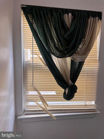 2841 ARTHUR AVE, Camden, NJ 08105