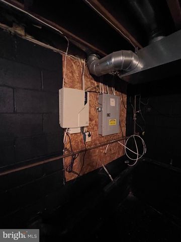 2841 ARTHUR AVE, Camden, NJ 08105