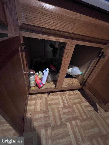 2841 ARTHUR AVE, Camden, NJ 08105