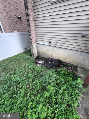 2841 ARTHUR AVE, Camden, NJ 08105