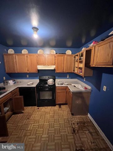 2841 ARTHUR AVE, Camden, NJ 08105