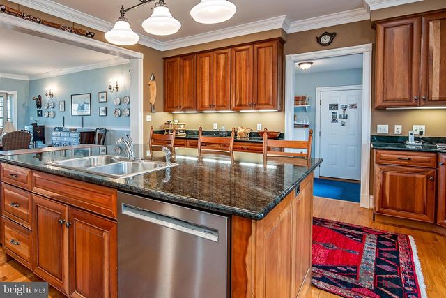 8781 TILGHMAN ISLAND RD, Wittman, MD 21676