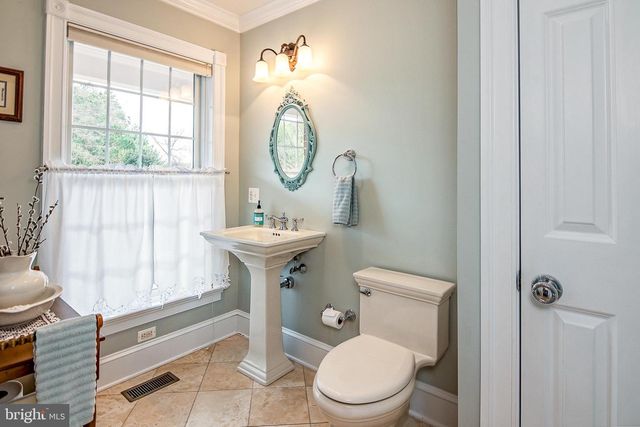 8781 TILGHMAN ISLAND RD, Wittman, MD 21676