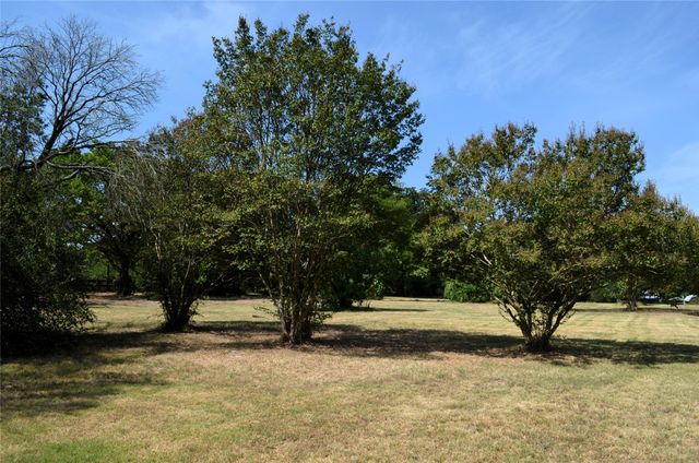 111 Bedfords Bend, Gun Barrel City, TX 75156
