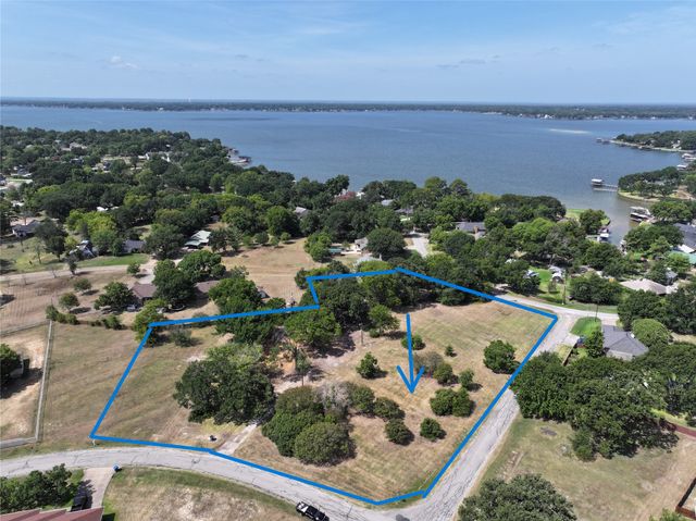 111 Bedfords Bend, Gun Barrel City, TX 75156