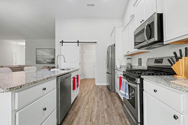 391 Hayloft Circle, Conway, SC 29526