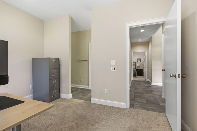 1709 GLENBROOK CT, Columbia, MO 65203
