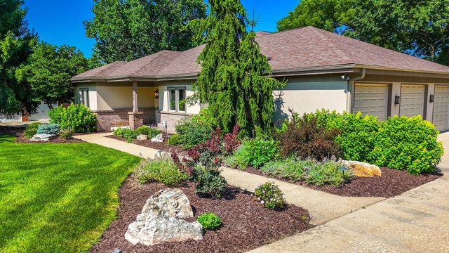 1709 GLENBROOK CT, Columbia, MO 65203