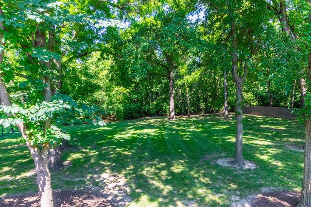 1709 GLENBROOK CT, Columbia, MO 65203