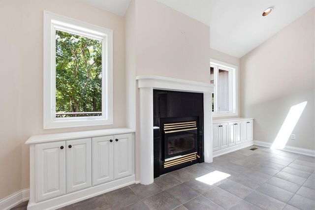 1709 GLENBROOK CT, Columbia, MO 65203