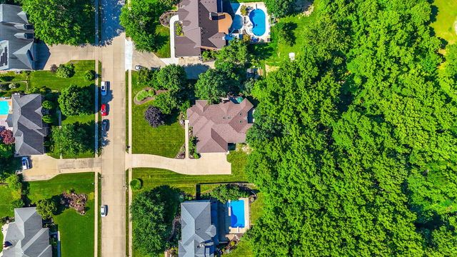 1709 GLENBROOK CT, Columbia, MO 65203