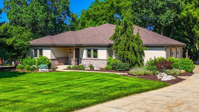 1709 GLENBROOK CT, Columbia, MO 65203
