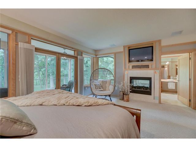 286 Salishan Drive, Hudson, WI 54016