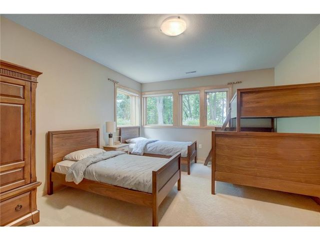 286 Salishan Drive, Hudson, WI 54016