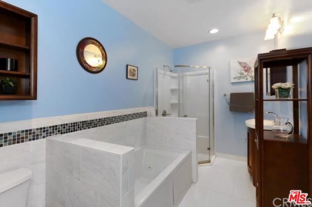 4721 Greenbush Avenue, Sherman Oaks, CA 91423