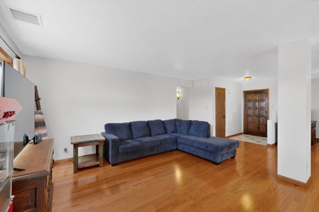 5341 Revi Don Drive NE, Albuquerque, NM 87111