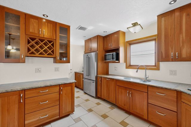 5341 Revi Don Drive NE, Albuquerque, NM 87111