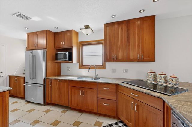 5341 Revi Don Drive NE, Albuquerque, NM 87111