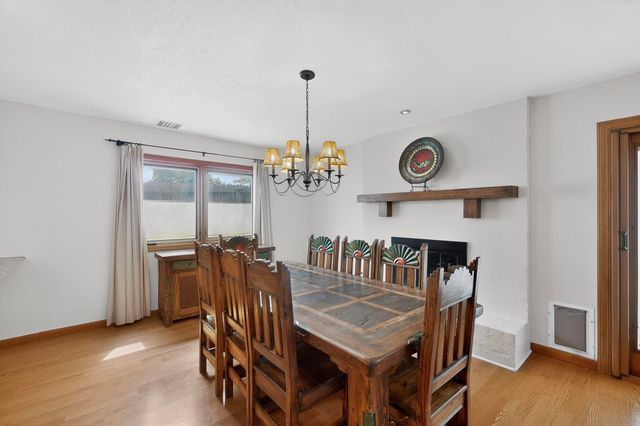 5341 Revi Don Drive NE, Albuquerque, NM 87111