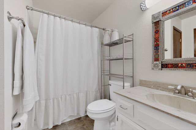 5341 Revi Don Drive NE, Albuquerque, NM 87111