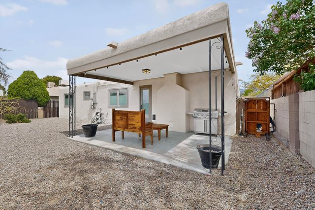 5341 Revi Don Drive NE, Albuquerque, NM 87111