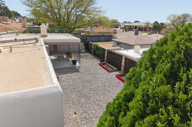 5341 Revi Don Drive NE, Albuquerque, NM 87111