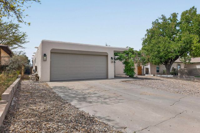 5341 Revi Don Drive NE, Albuquerque, NM 87111