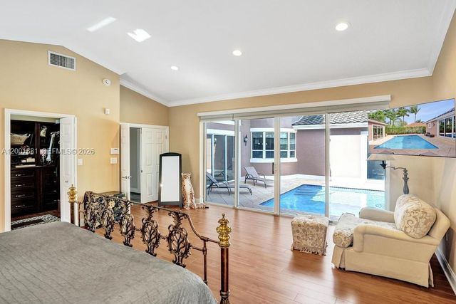 9921 NW 60th Pl, Parkland, FL 33076