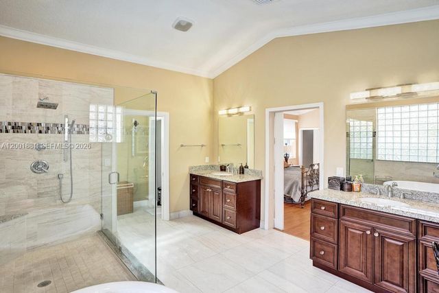 9921 NW 60th Pl, Parkland, FL 33076