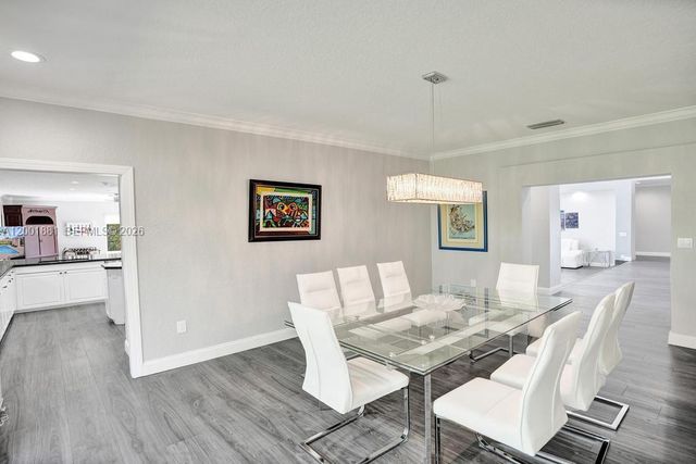 9921 NW 60th Pl, Parkland, FL 33076