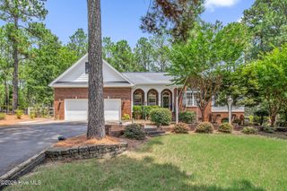 5 Fur Court E, Pinehurst, NC 28374