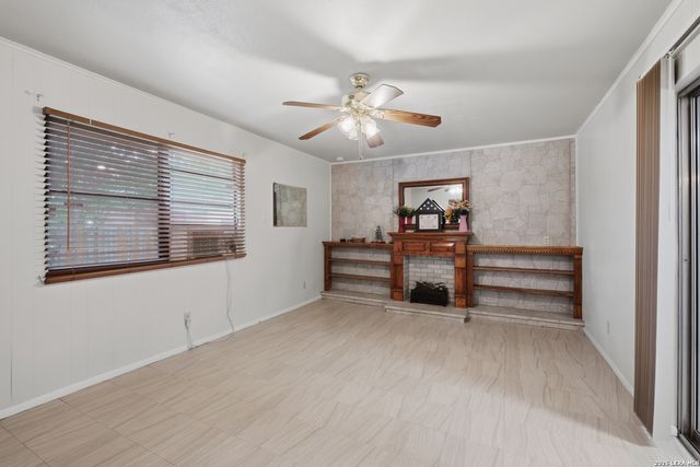 9418 GOLD DUST DR, San Antonio, TX 78245